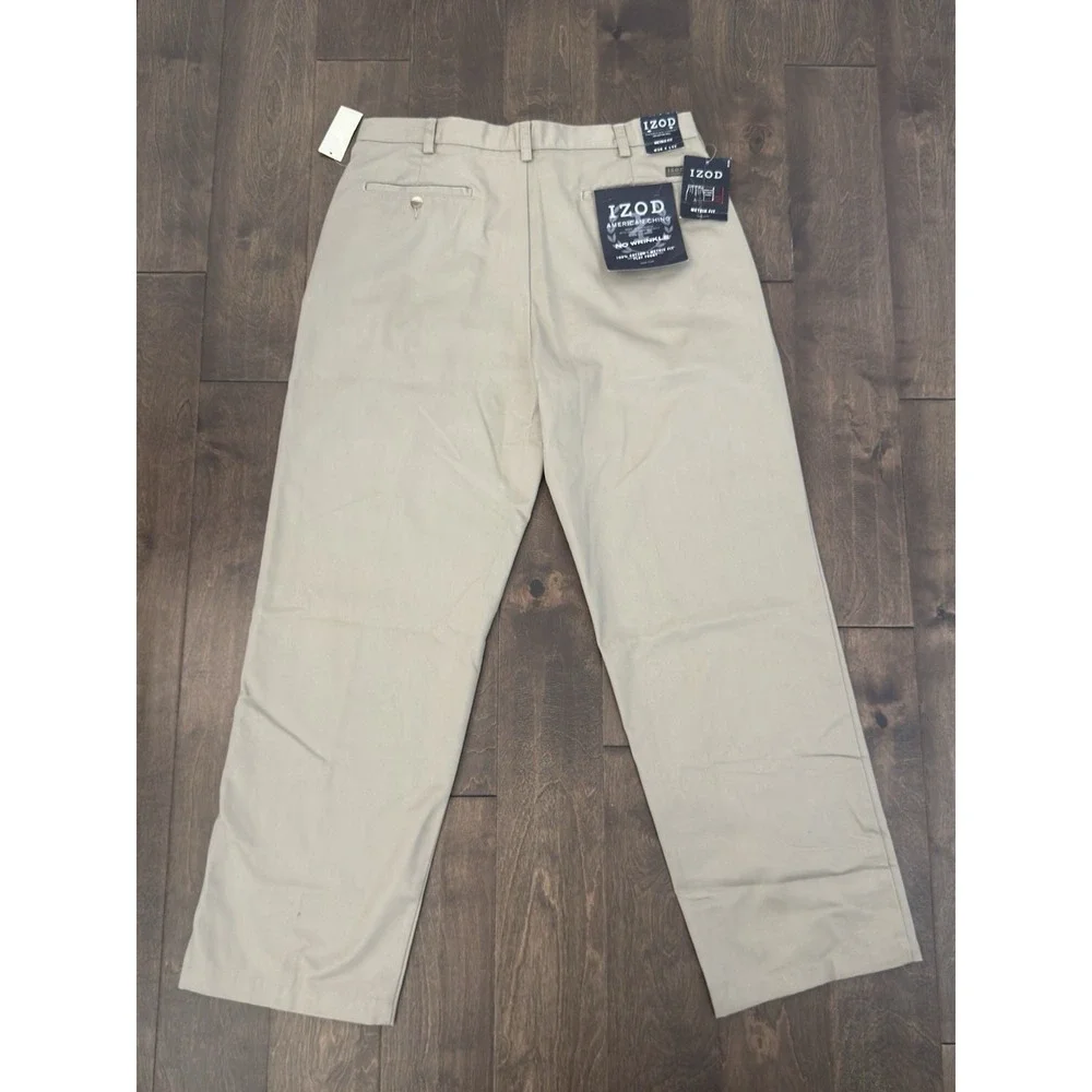 NWT Izod Mens Beige Flat Front American Chino Metrix Fit Pants Size 36X32 Cotton